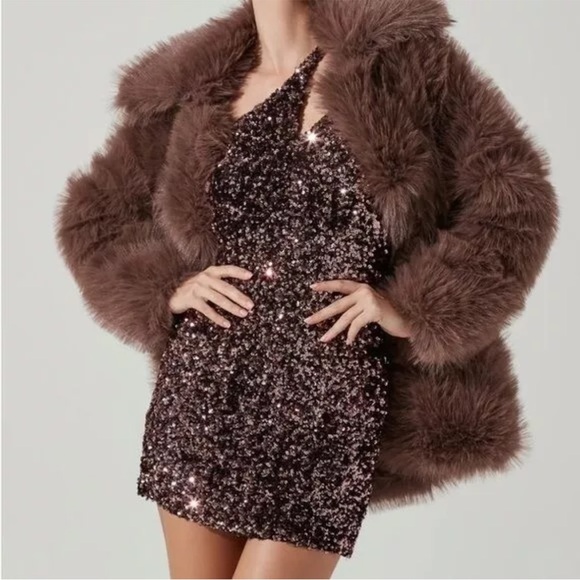 Astr Dresses & Skirts - Astr The Label Rose Sequin Stretch Cutout Bodycon Sheath Dress XS‎ NWT
